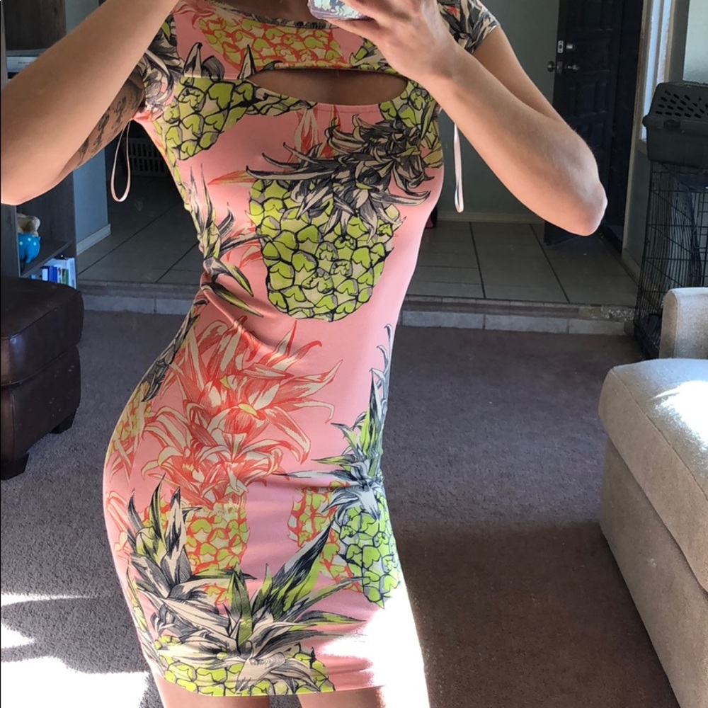 Guess 🍍 Dress
